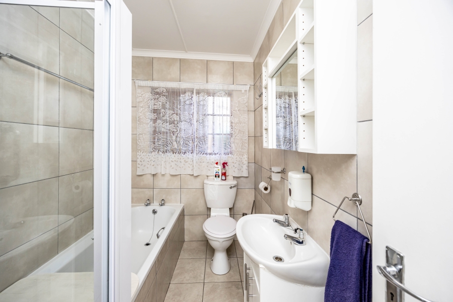 3 Bedroom Property for Sale in Gonubie Eastern Cape